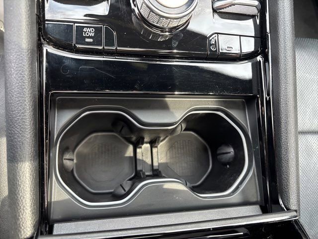 Used 2022 Jeep Grand Cherokee L Overland w/ Luxury Tech Group IV AWD/4WD image 48