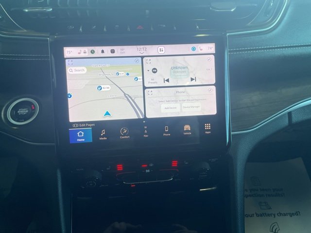 Used 2023 Jeep Grand Cherokee Limited image 26