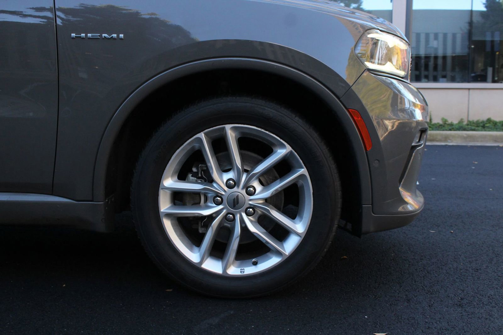 Used 2022 Dodge Durango R/T AWD/4WD image 5