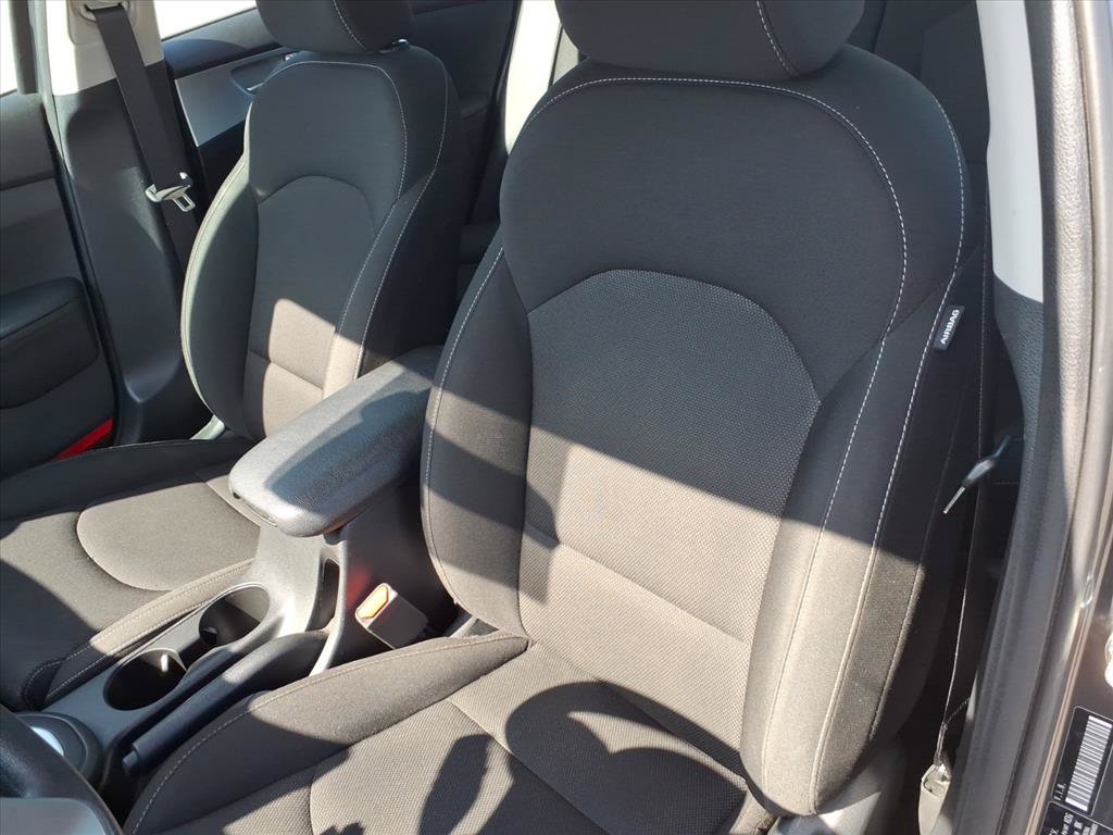 Used 2023 Kia Forte LXS FWD image 16
