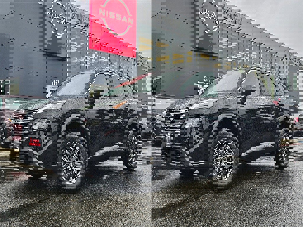 New 2025 Nissan Rogue S