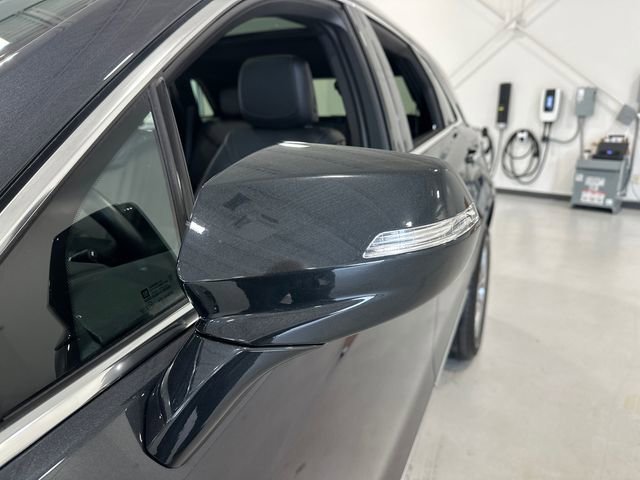 Used 2022 Cadillac XT5 Premium Luxury image 5