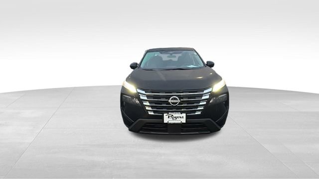 Used 2024 Nissan Rogue S image 7