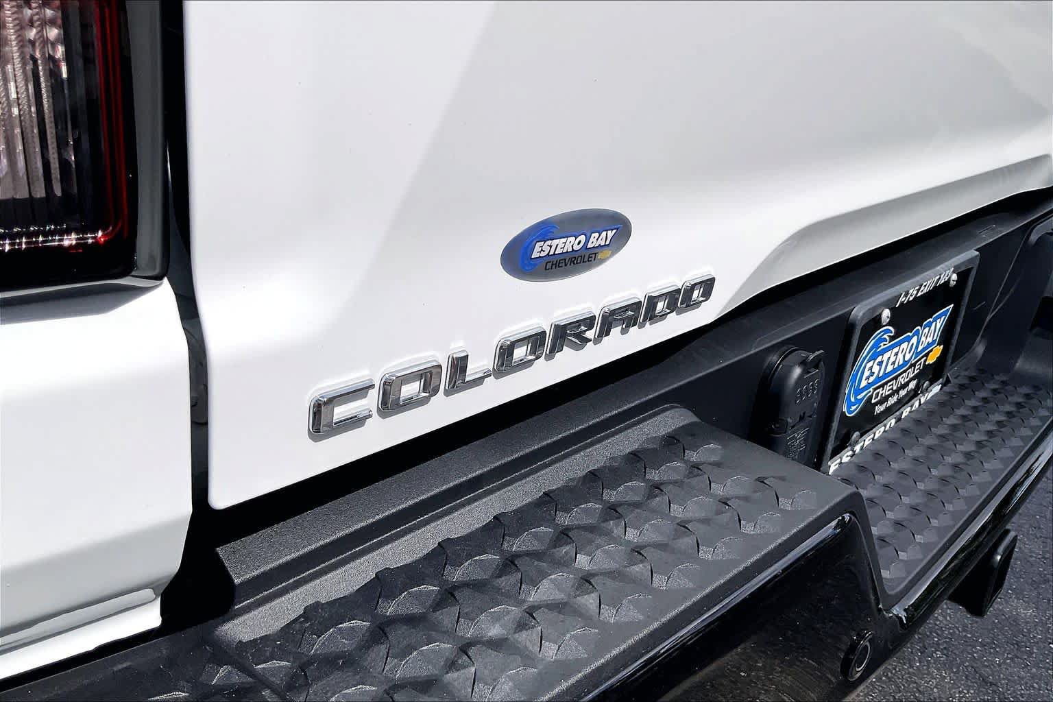 Used 2026 Chevrolet Colorado Z71 AWD/4WD image 9