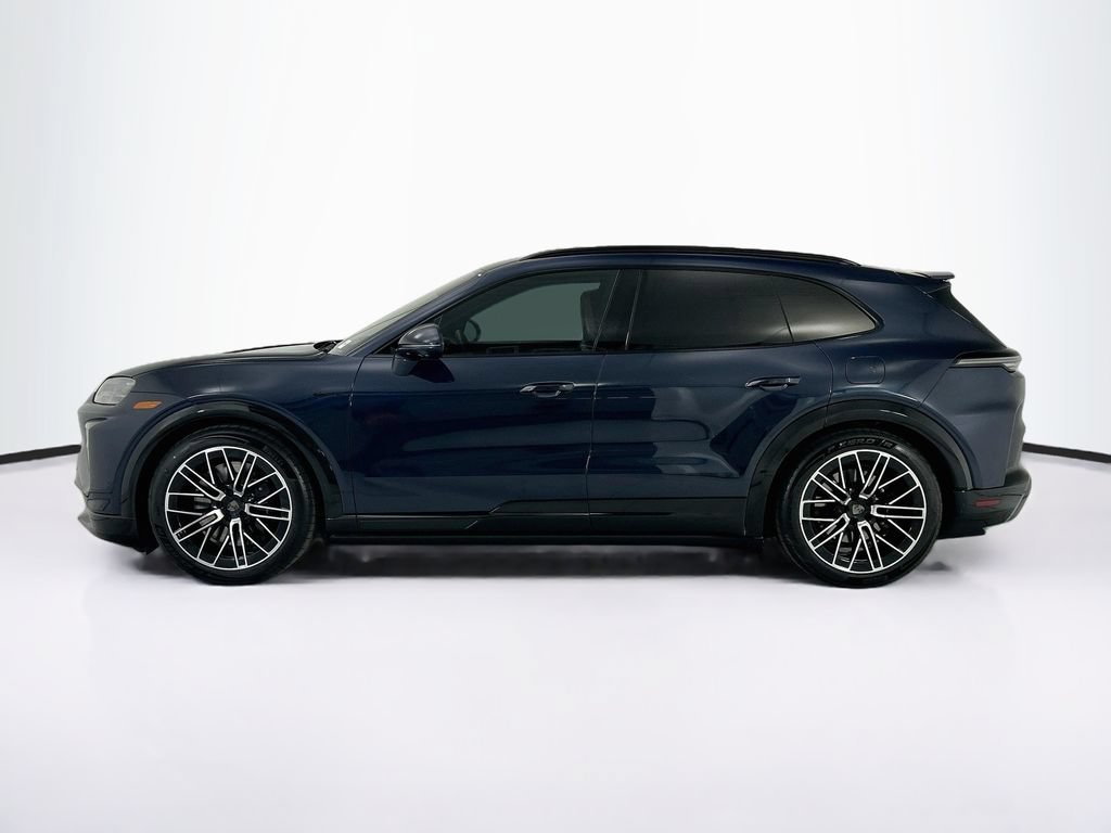 New 2026 Porsche Cayenne Turbo AWD/4WD image 2