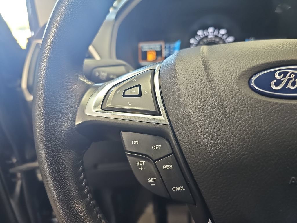 Used 2023 Ford Edge SEL w/ Convenience Package AWD/4WD image 17