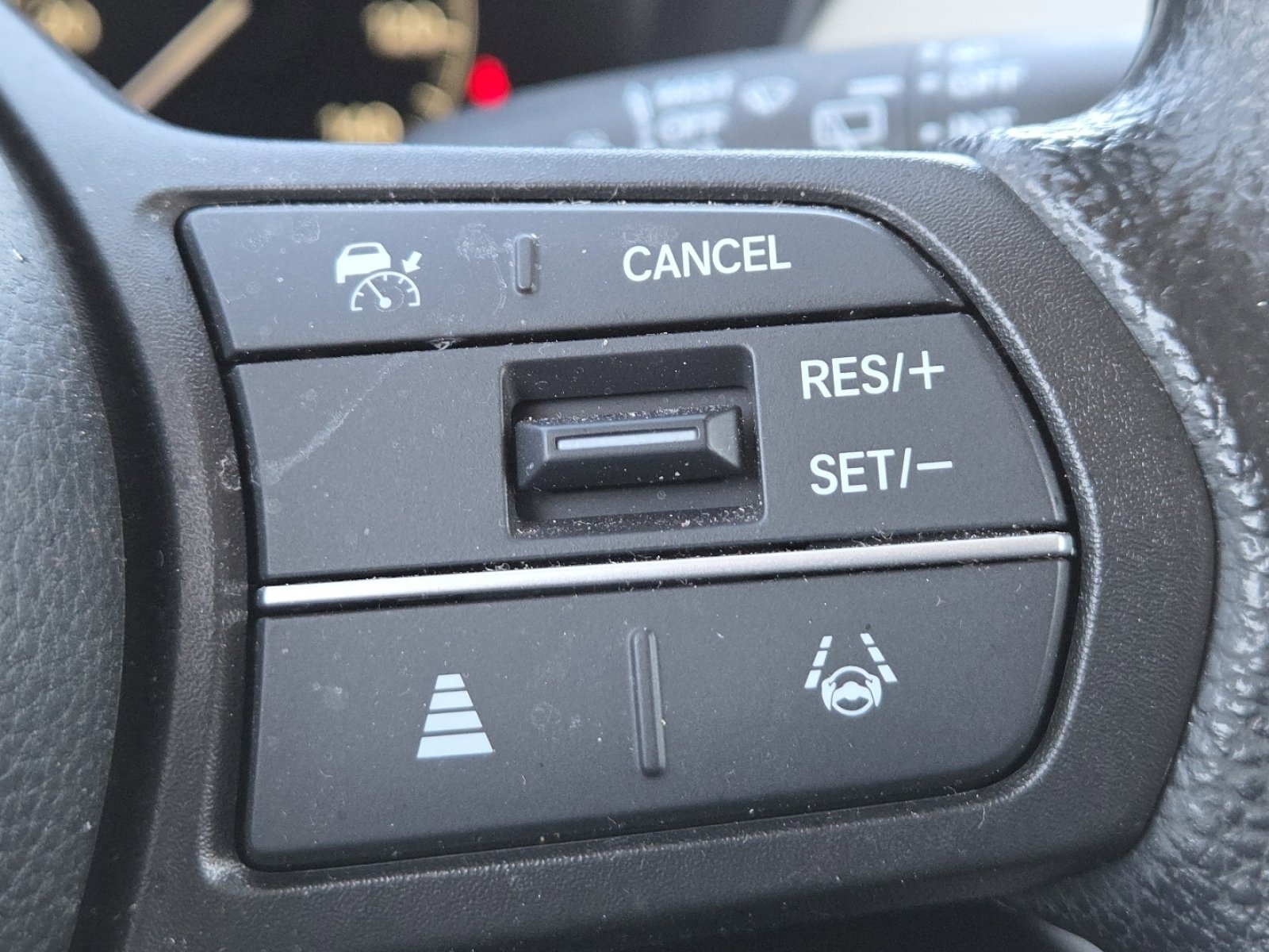 Used 2024 Honda HR-V LX image 5