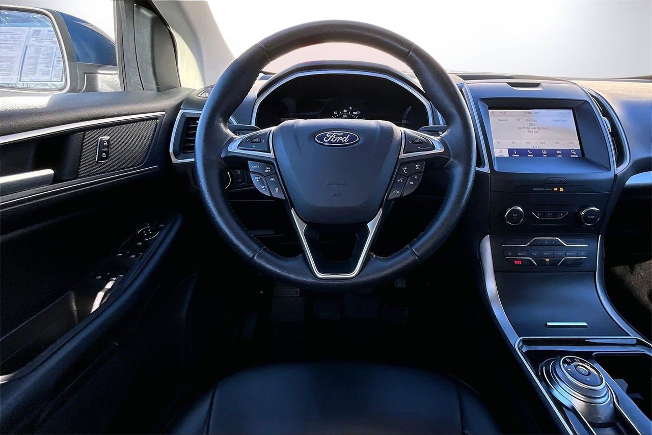 Used 2020 Ford Edge SEL w/ Convenience Package image 11