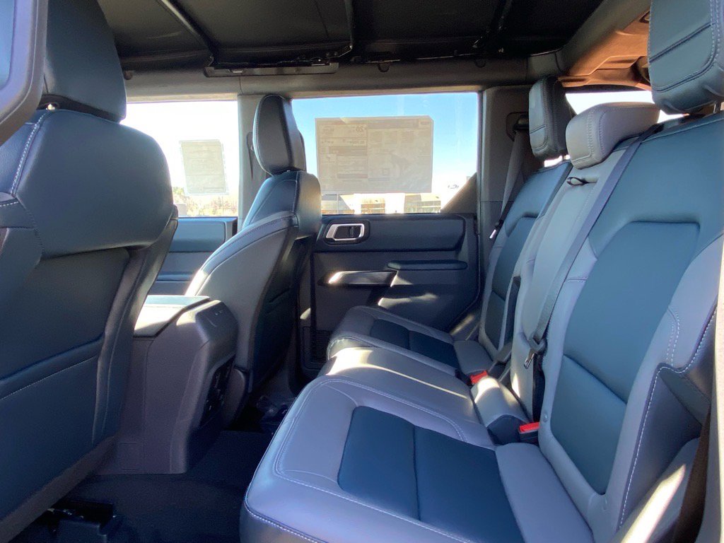 Used 2024 Ford Bronco Outer Banks image 22