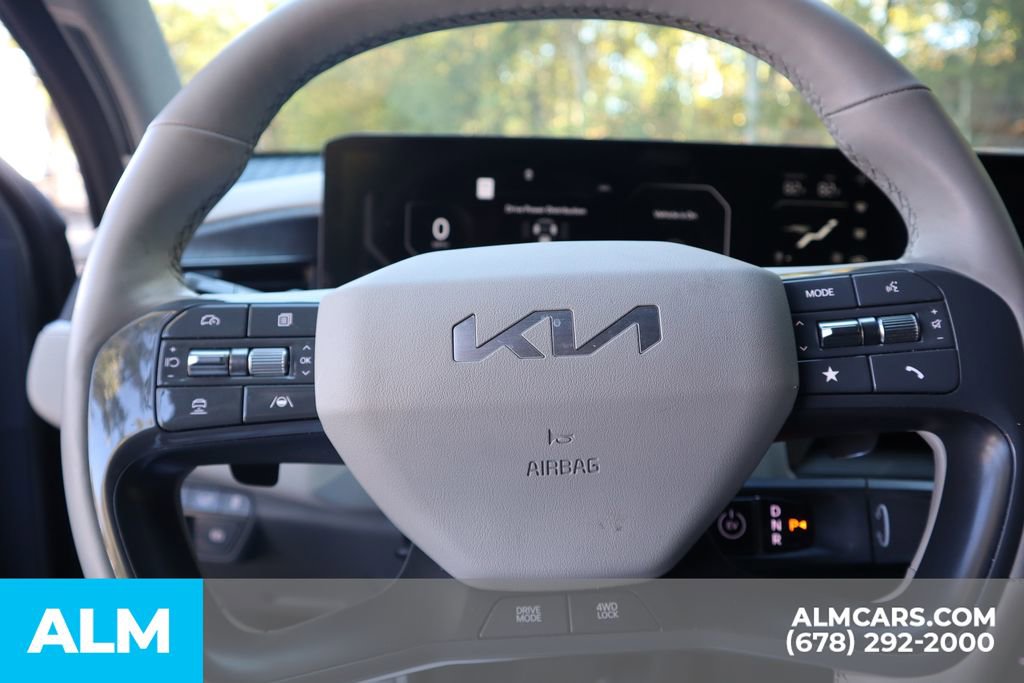 Used 2024 Kia EV9 Wind image 34