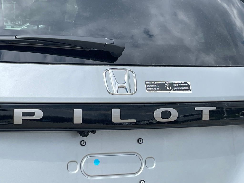 New 2026 Honda Pilot Elite image 23