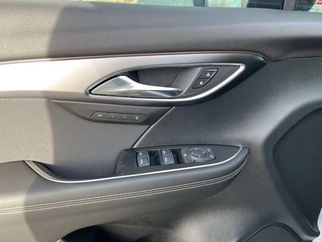 New 2025 Buick Envision Sport Touring image 19