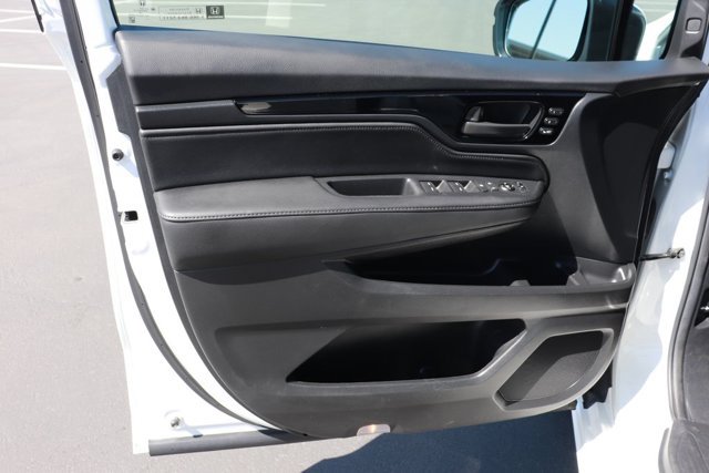 Certified 2025 Honda Odyssey Touring image 10