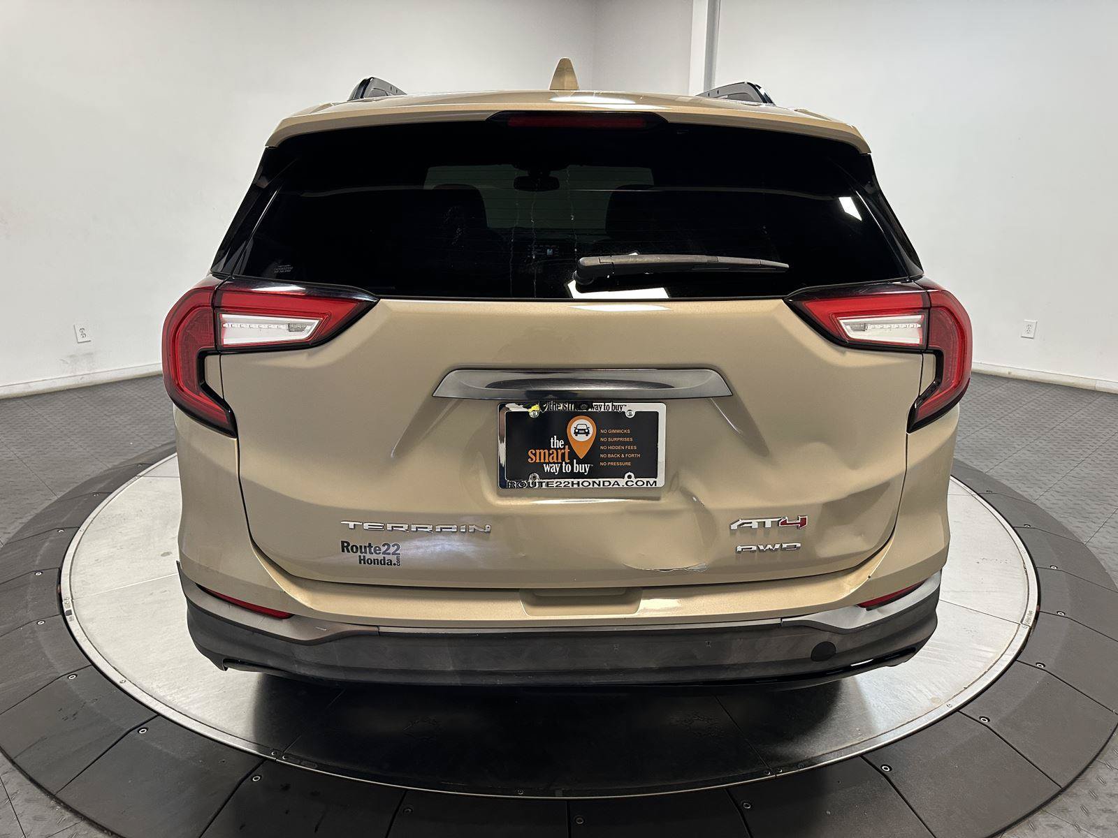 Used 2023 GMC Terrain AT4 AWD/4WD image 11