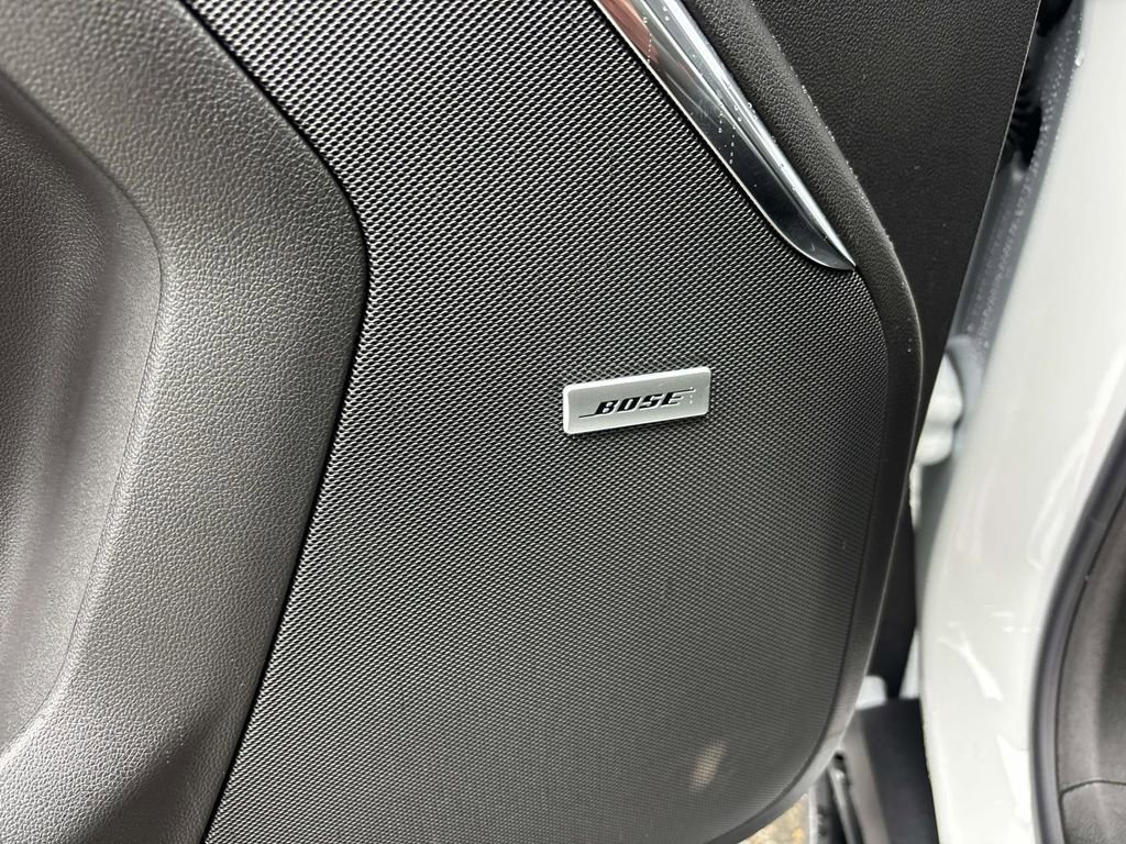 New 2026 GMC Yukon XL Denali w/ Sun & Power Step Package image 10