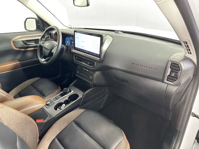 Used 2025 Ford Bronco Sport Outer Banks w/ Outer Banks Tech Package+ AWD/4WD image 31