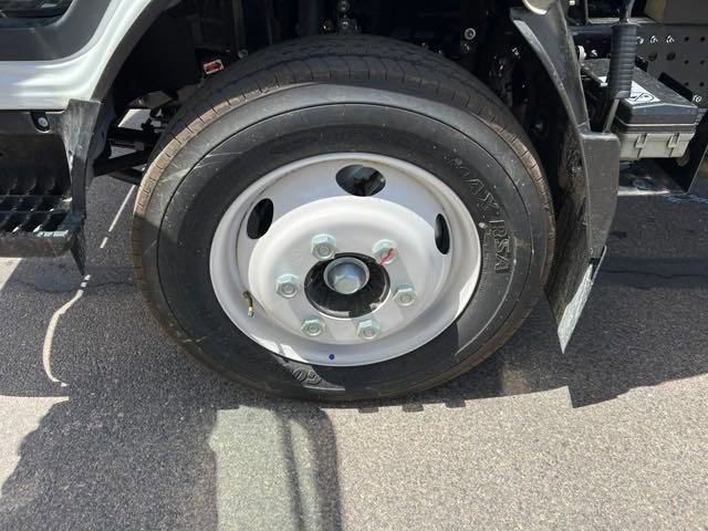 New 2024 Chevrolet Low Cab Forward image 24