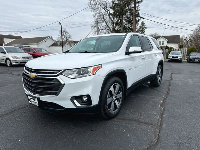 Used 2018 Chevrolet Traverse LT image 3