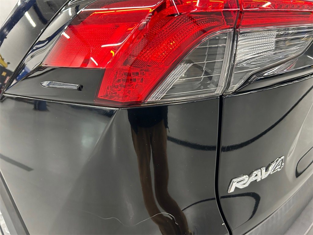 Used 2019 Toyota RAV4 LE image 19