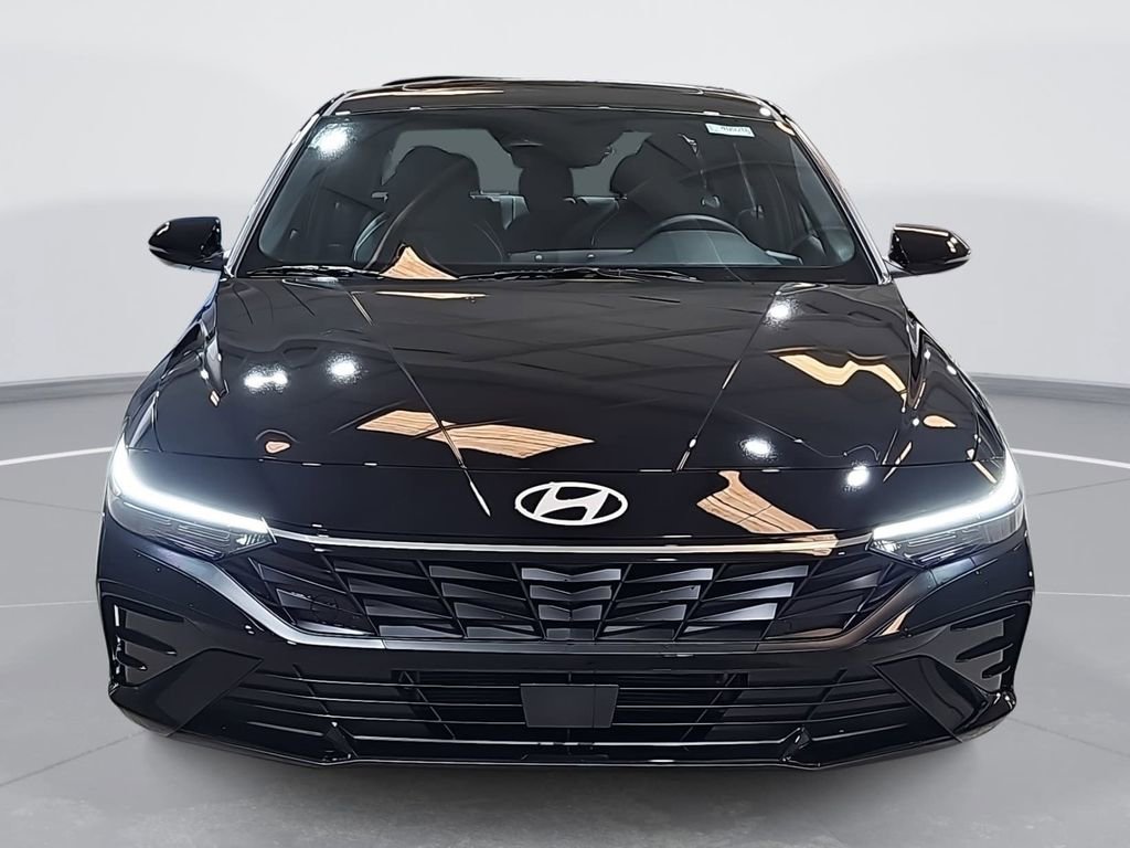 New 2026 Hyundai Elantra Limited image 2