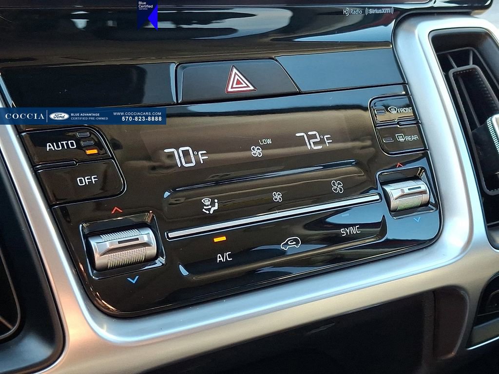 Used 2023 Kia Sorento S w/ Panoramic Sunroof Package image 17