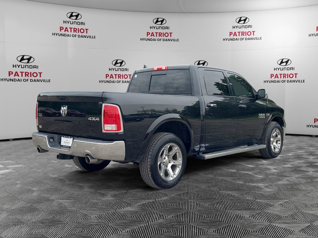 Used 2016 RAM 1500 Laramie w/ Convenience Group AWD/4WD image 3