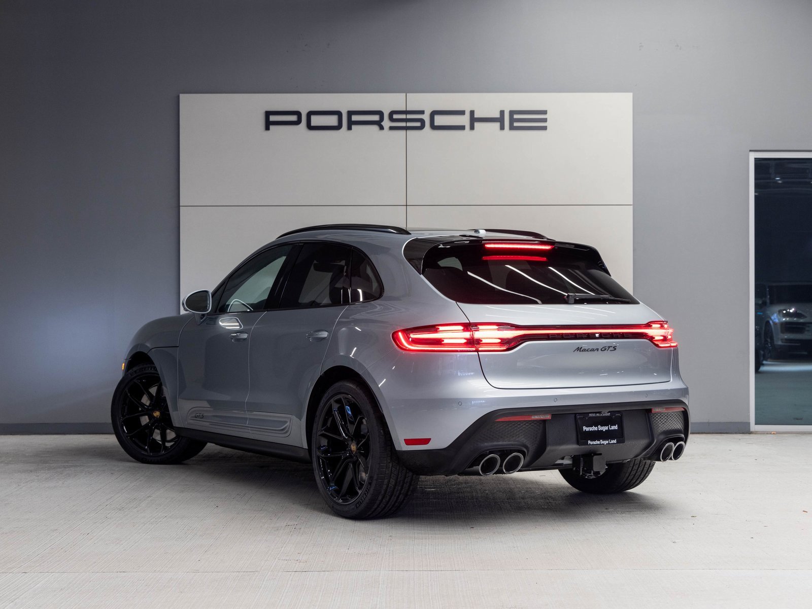 New 2026 Porsche Macan GTS image 3