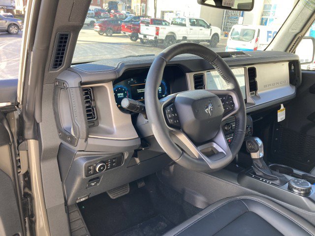 New 2025 Ford Bronco Outer Banks image 11