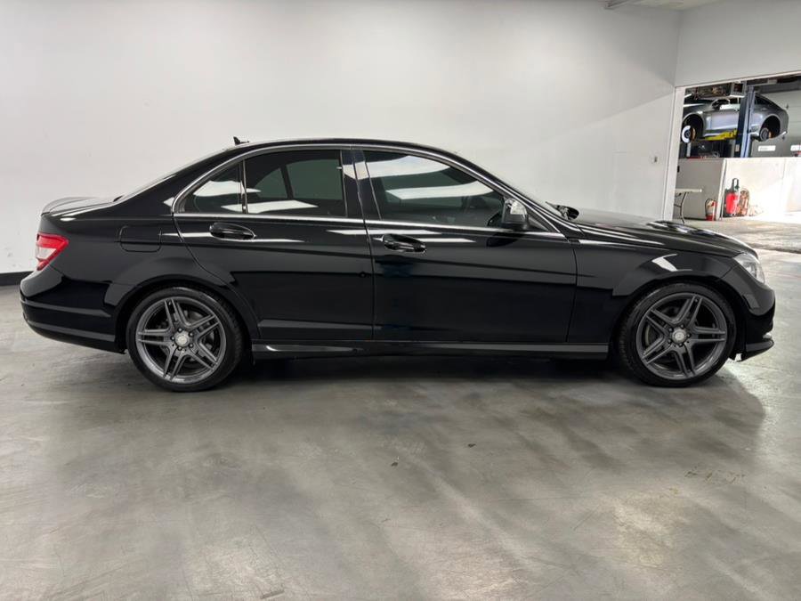 Used 2008 Mercedes-Benz C 300 Sport image 9