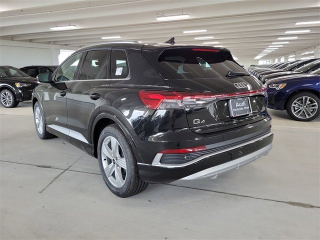 New 2026 Audi Q4 e-tron Premium image 7