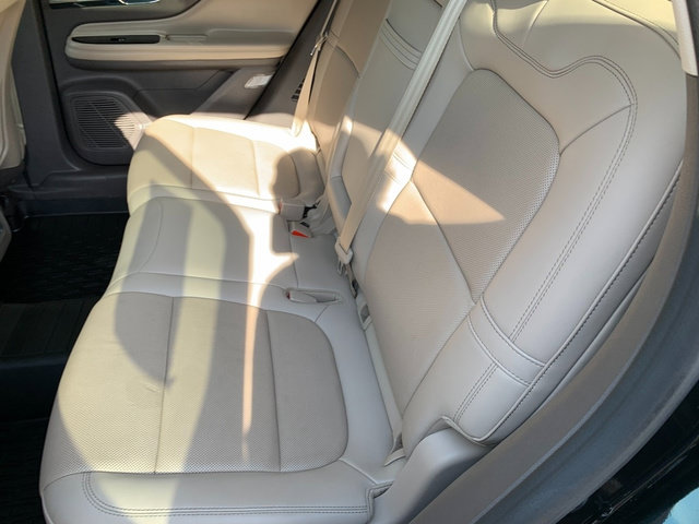 Used 2022 Lincoln Corsair AWD w/ Premium Package image 19
