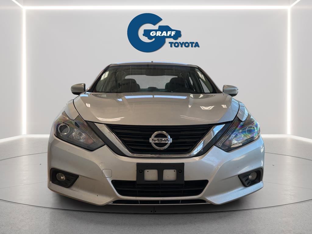 Used 2016 Nissan Altima 2.5 SL w/ 2.5 Technology w/LED Package image 12