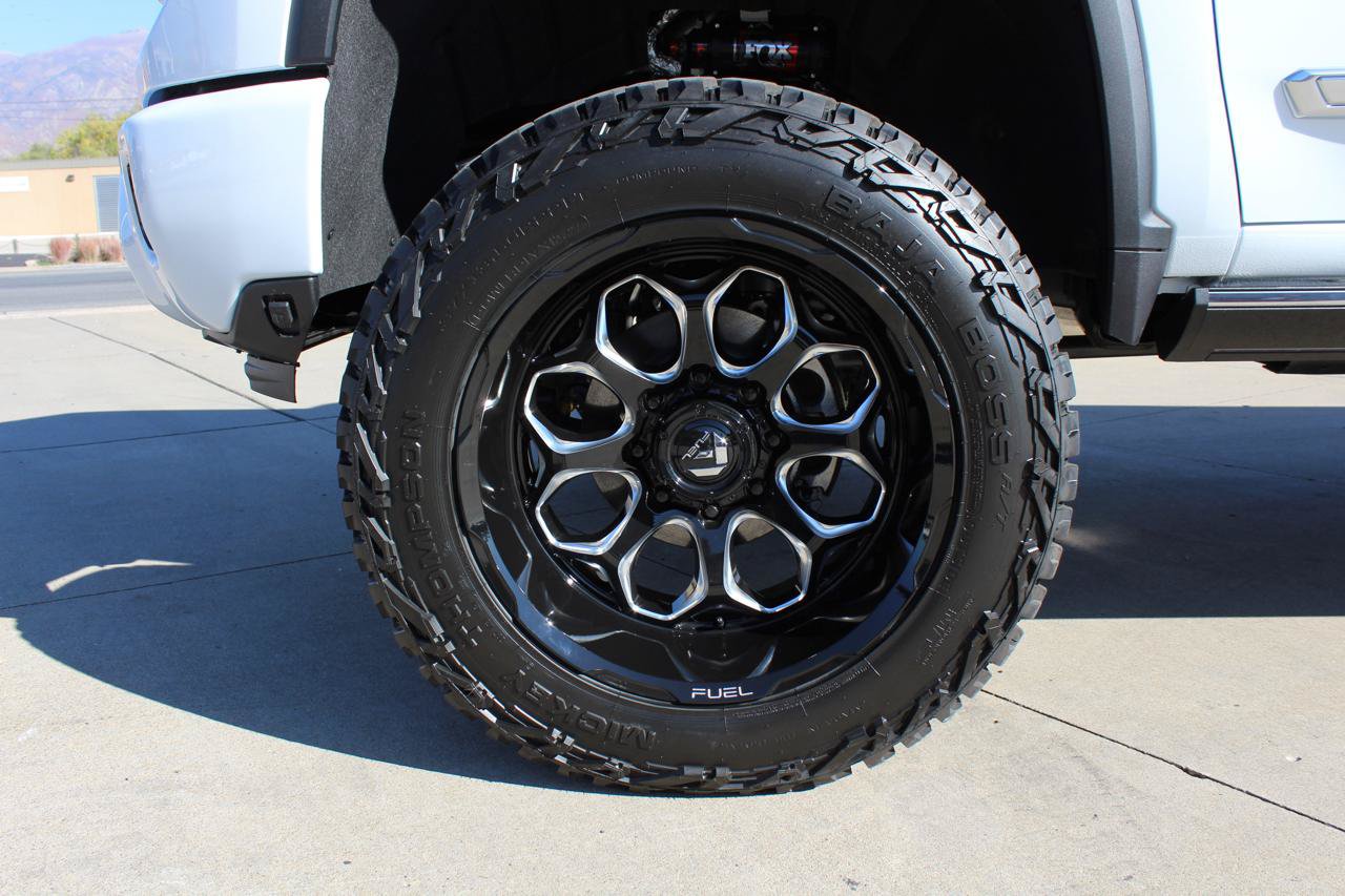 Used 2026 Chevrolet Silverado 3500 High Country w/ High Country Premium Package AWD/4WD image 46