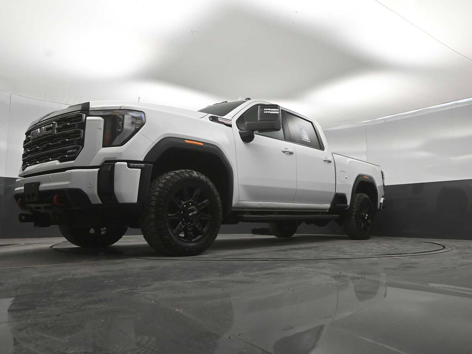 Used 2024 GMC Sierra 2500 AT4 w/ AT4 Premium Plus Package AWD/4WD image 38