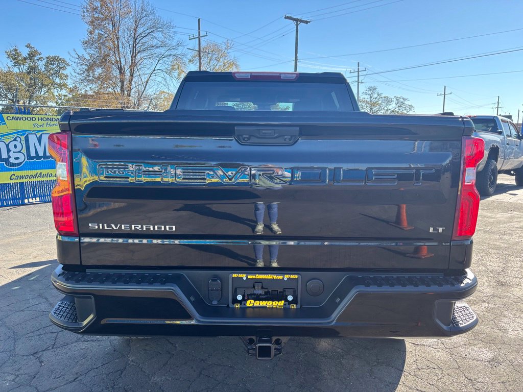 Used 2025 Chevrolet Silverado 1500 LT Trail Boss AWD/4WD image 3