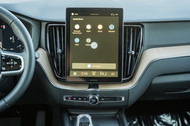 New 2026 Volvo XC60 B5 Plus w/ Climate Package image 22