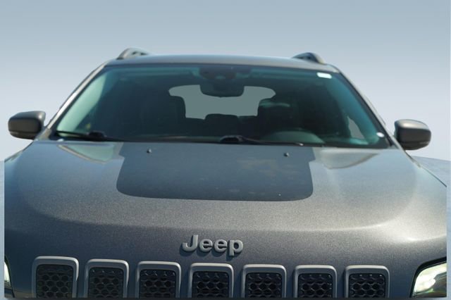 Used 2021 Jeep Cherokee Trailhawk AWD/4WD image 38