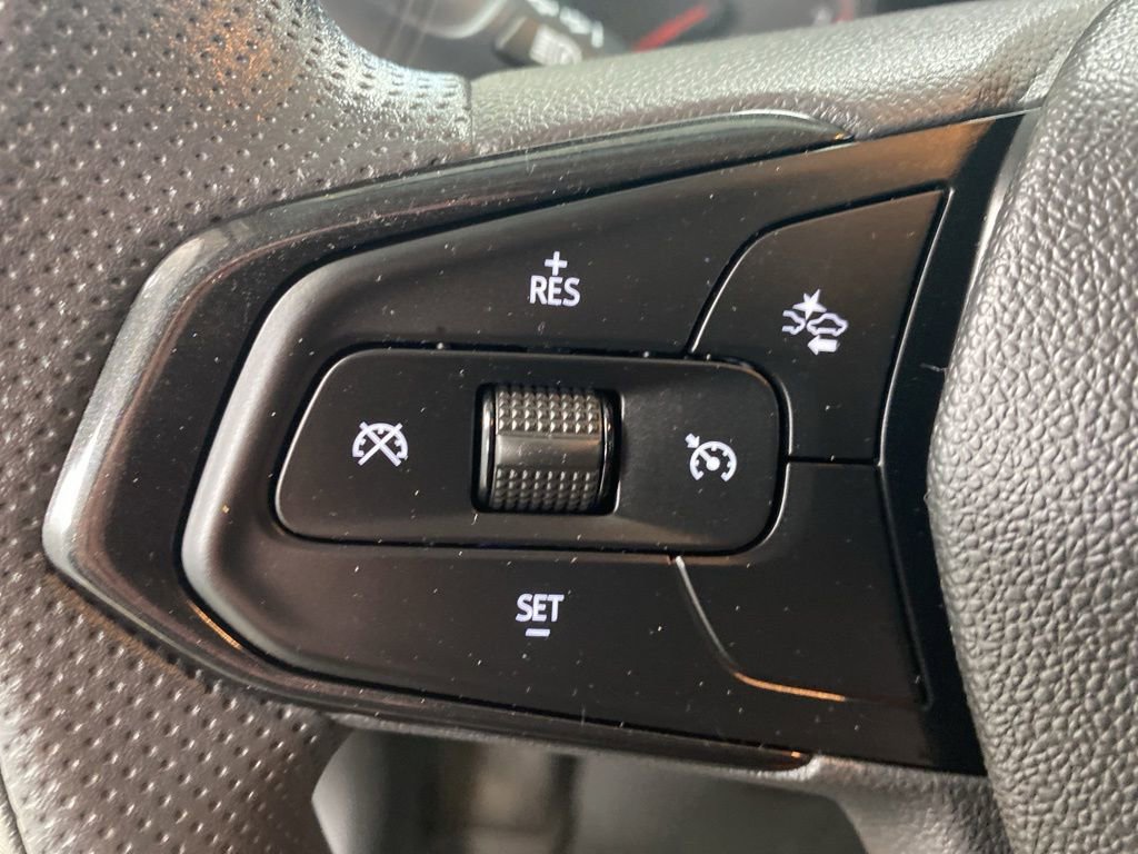 Used 2023 Chevrolet TrailBlazer LT w/ Convenience Package AWD/4WD image 32