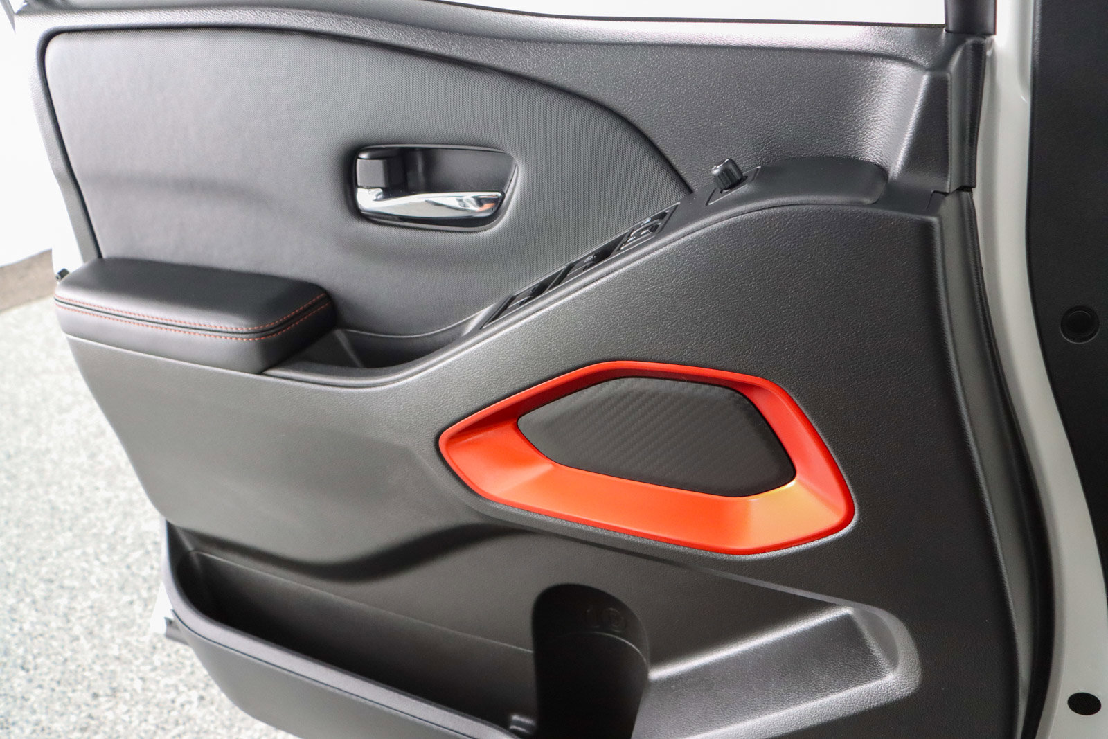 Used 2024 Nissan Frontier PRO-4X w/ Off-Road Protection Package image 23