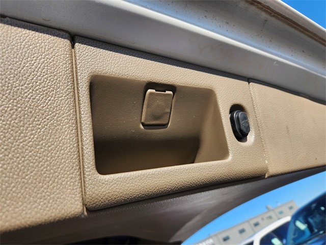 Used 2020 Chevrolet Suburban Premier image 32