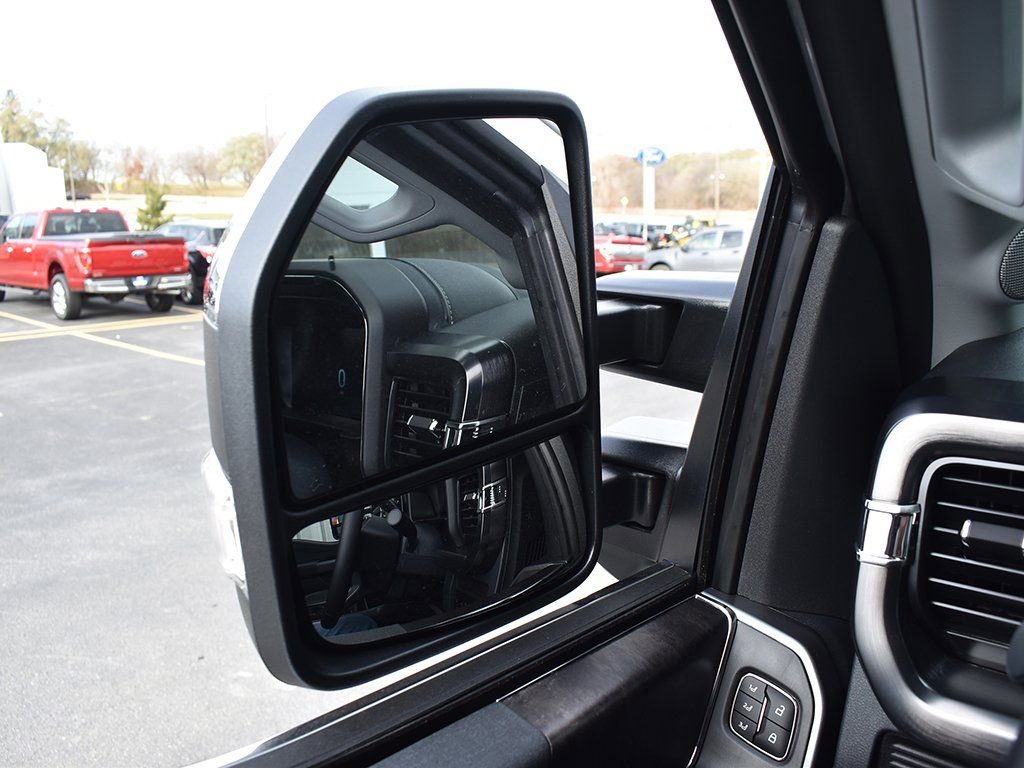 New 2026 Ford F250 Lariat w/ Chrome Package image 38