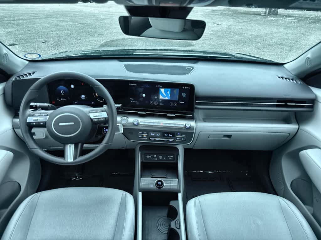 Used 2025 Hyundai Kona SEL FWD image 24
