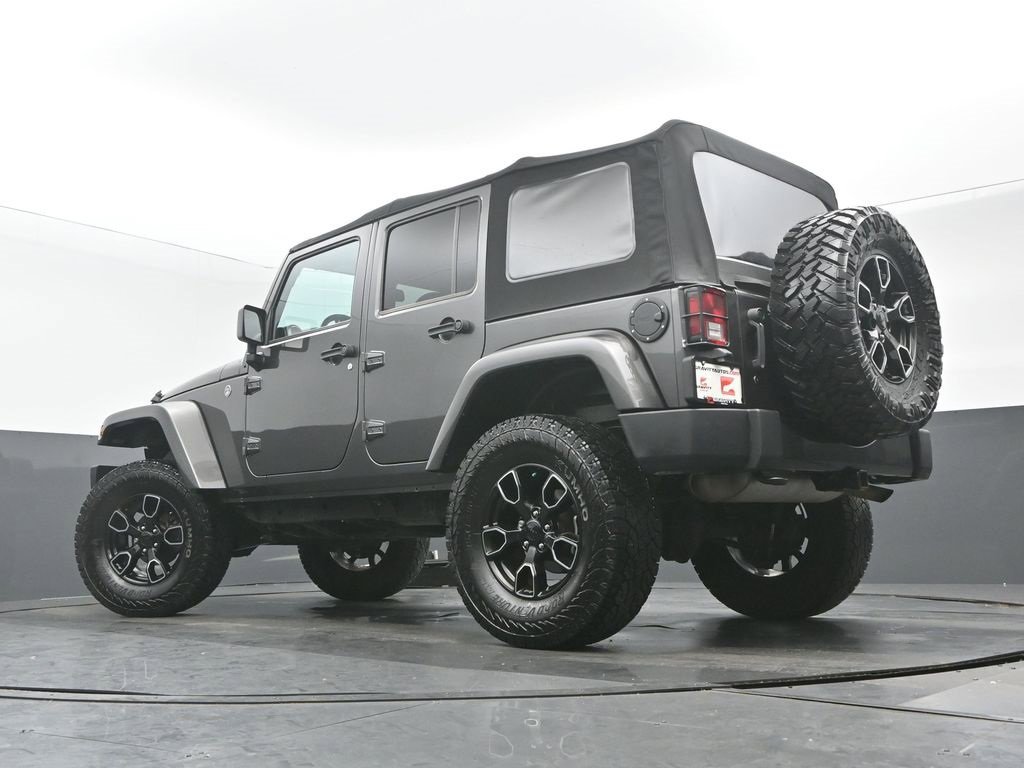 Used 2018 Jeep Wrangler Unlimited Sahara image 28