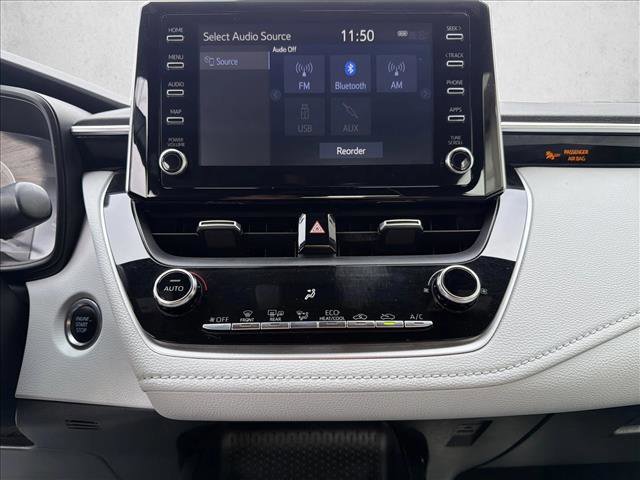 Used 2020 Toyota Corolla SE w/ SE Premium Package image 18