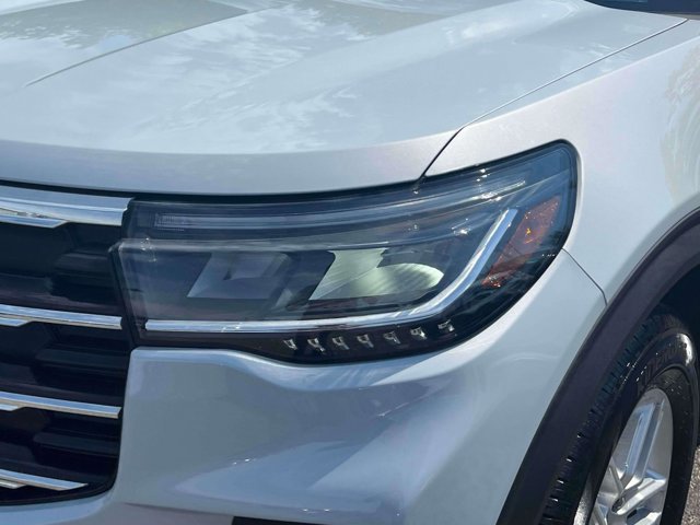 Used 2026 Ford Explorer Active AWD/4WD image 11