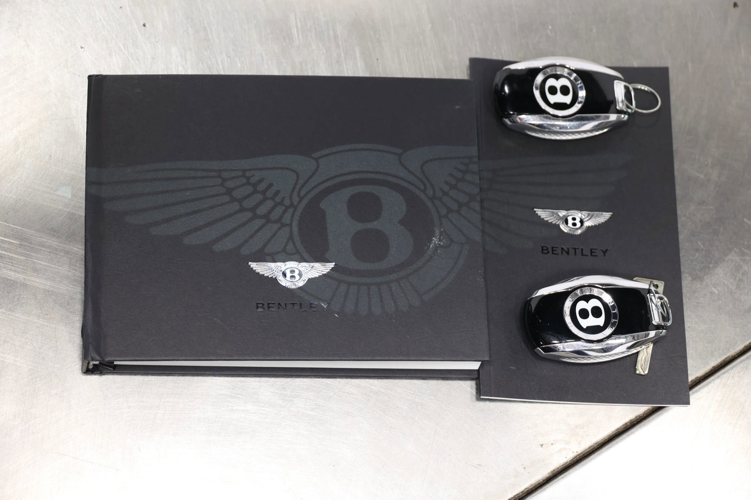 Used 2021 Bentley Continental GT image 5