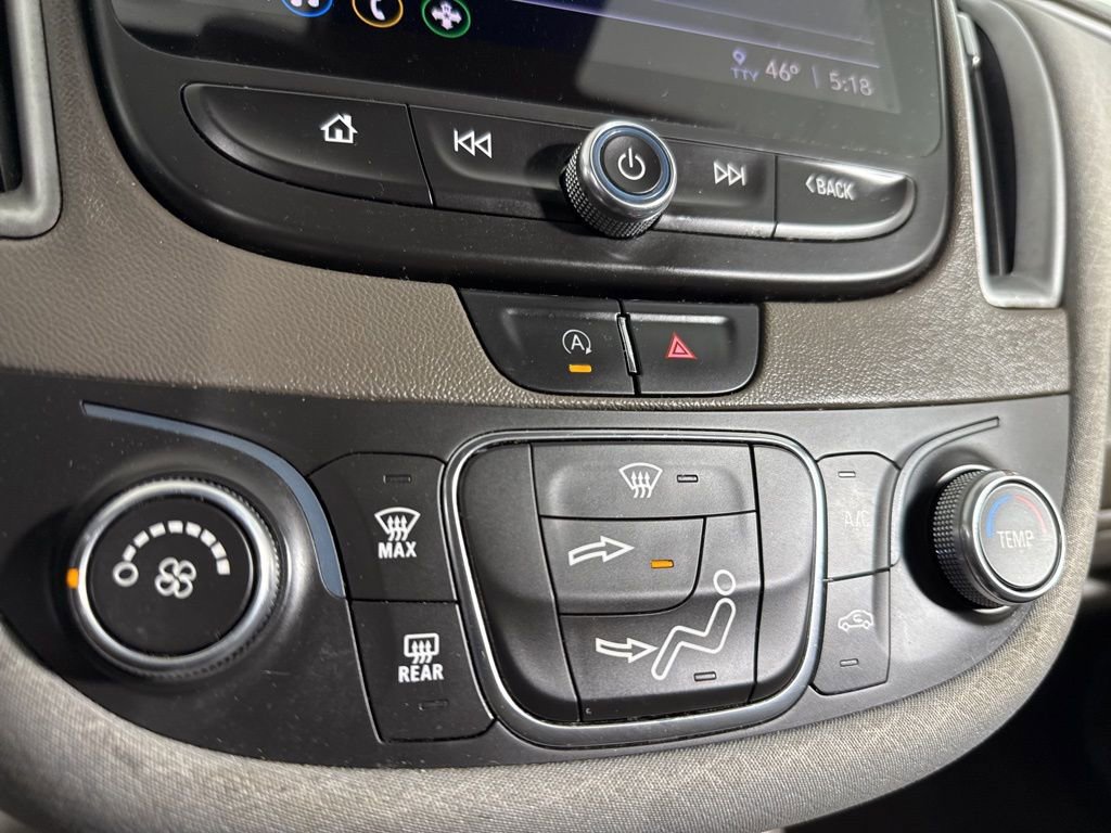 Used 2021 Chevrolet Malibu LS image 27