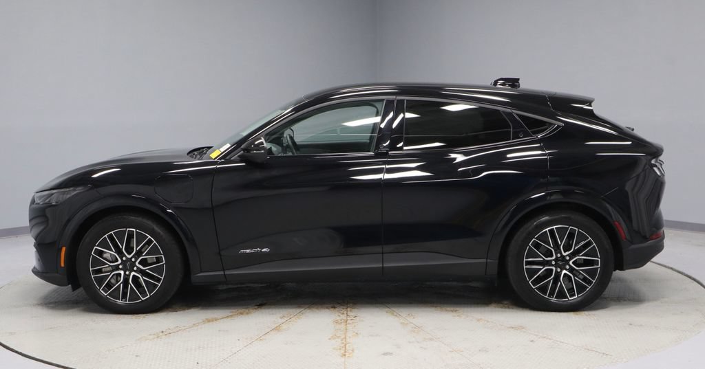 Certified 2025 Ford Mustang Mach-E Premium AWD/4WD image 9