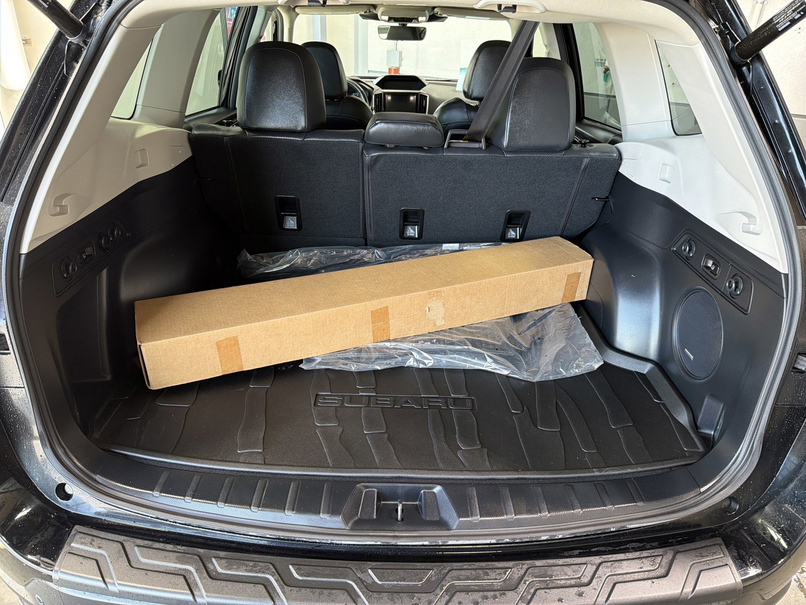 Used 2024 Subaru Forester Touring w/ Pop Package 2 image 18