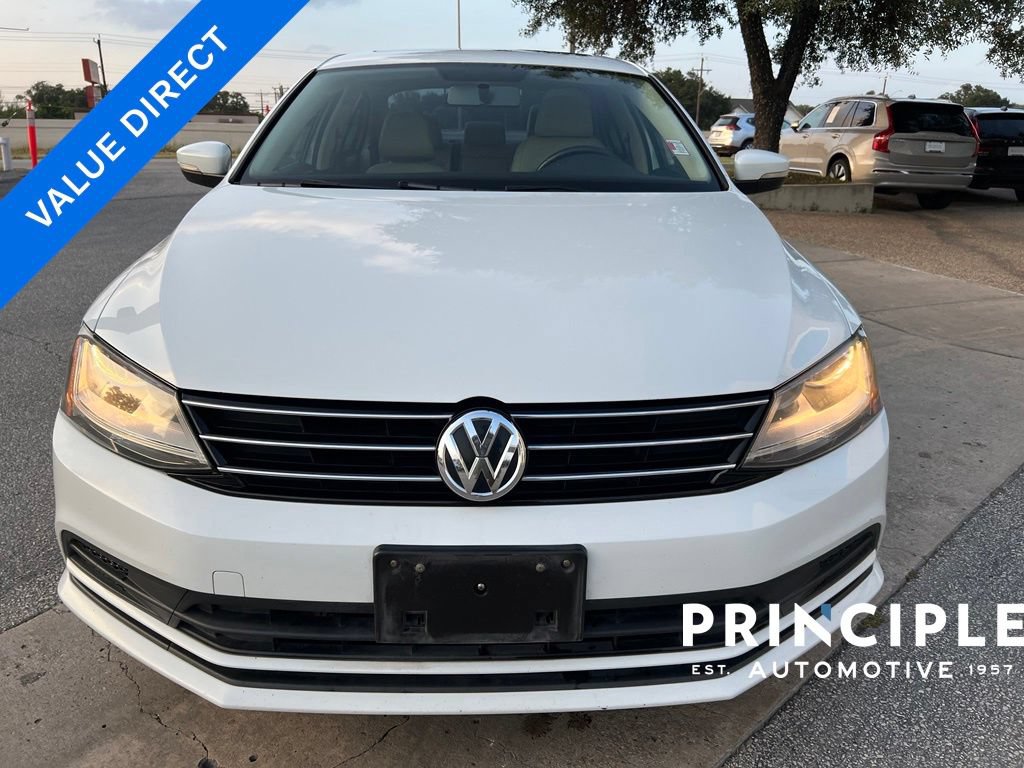 Used 2017 Volkswagen Jetta SE FWD image 3